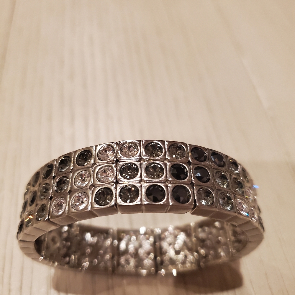 TOUCHSTONE CRYSTAL BRACELET